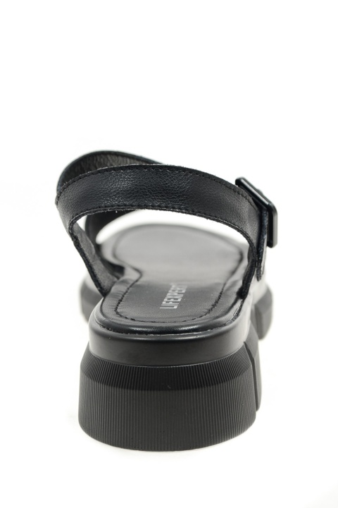 Босоножки Lifexpert. Артикул: Lifexpert BF8-22130-1H black